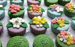 Bánh trung thu handmade: Mua bằng niềm tin