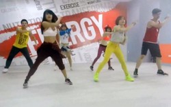 Bùng cháy với bài tập Zumba