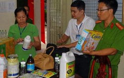 Bắt giữ 14 tấn sầu riêng nghi tẩm hóa chất 'lạ'