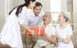 Bạn trai có thái độ khinh khỉnh với gia đình tôi