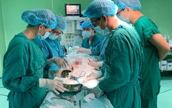 Bệnh viện Quận 11 lần đầu phẫu thuật tạo hình dương vật cho bệnh nhi