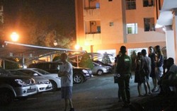 'Chồng ngoại quốc đuổi vợ khỏi nhà' thôi giam lỏng 2 con