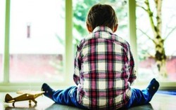 Cha mẹ là điểm tựa vững chắc đồng hành cùng con tự kỷ