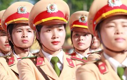 Biểu dương tinh thần cách mạng, xung phong của các nữ Công an nhân dân