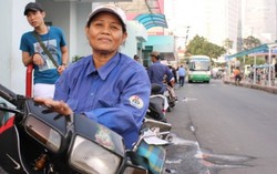 Bà là nội, là mẹ, là ba