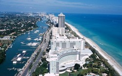 Anh cảnh báo công dân không nên đến Florida vì Zika