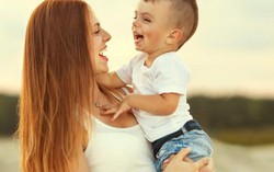 Nín nhịn mọi đau khổ để chắc chắn được quyền nuôi con