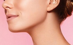 Sau da mặt, hãy chú ý chăm sóc da cổ 