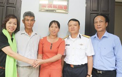 Trao tặng nhà đồng đội cho liệt sĩ, chiến sĩ Trường Sa
