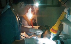 Tôn vinh vẻ đẹp thầm lặng người thầy thuốc