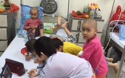 Ngày cận Tết trong bệnh viện của trẻ ung thư máu