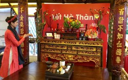 Người Hà Nội hào hứng đến phiên chợ Tết Hà Thành giữa lòng phố cổ 