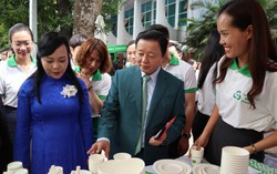 Bộ trưởng Y tế: Giảm thiểu dùng sản phẩm nhựa, cơ hội khởi nghiệp cho nhiều doanh nghiệp, cá nhân