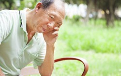 Cha xót xa chuyện con gái phải có thai rể tương lai mới cưới
