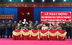 Phụ nữ Công an tỉnh Quảng Ngãi hưởng ứng phong trào ‘Chống rác thải nhựa’