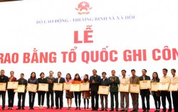 Trao bằng Tổ quốc ghi công cho 672 thân nhân, gia đình liệt sĩ