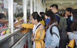 TPHCM: Giá vé xe tăng 40% dịp lễ 30/4 và 1/5