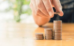 Chị em truyền nhau 'bí kíp' gửi góp tiết kiệm online với 1 triệu đồng vốn ban đầu
