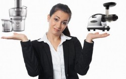 Máy ép trái cây: Chọn loại thường hay loại chậm 