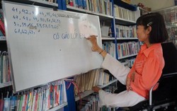Cô giáo viết bằng chân và những học sinh đặc biệt