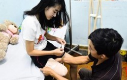 Nữ sinh bị cưa chân phải đóng một phần viện phí
