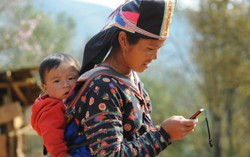 Phụ nữ dân tộc hết hồn vì bị người lạ gọi điện khoe ‘của quý’