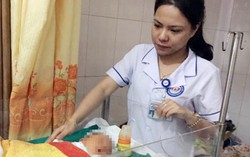 Hà Tĩnh: Bé trai sơ sinh bị bỏ rơi trước cửa nhà dân