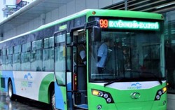 Từ 25/12, cấm xe, dành làn riêng cho xe buýt nhanh Hà Nội