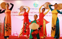 Đêm giao lưu đậm đà truyền thống văn hóa Việt - Nga
