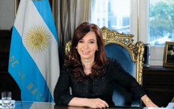 Cựu Tổng thống Argentina bị cáo buộc tham nhũng, phản quốc