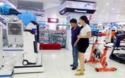 Nóng hầm hập, người dân Sài Gòn đổ xô mua quạt điều hòa 