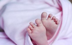 Hi hữu: Kim tiêm 2cm nằm trong đùi trẻ sơ sinh gần 1 tháng
