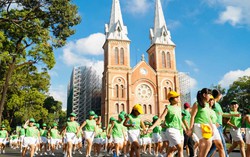 2000 học sinh đồng diễn thể dục nhân Ngày chạy Olympic vì sức khỏe