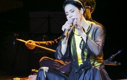 Ca sĩ Thu Phương lần đầu tiên hát xẩm trên sân khấu