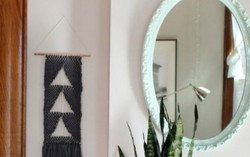 Dễ dàng "chế" tranh lạ treo tường