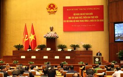 Nhanh chóng đưa Nghị quyết vào cuộc sống, thực hiện ngay 'trách nhiệm nêu gương'