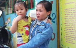 Nữ công nhân đầm đìa nước mắt khi biết con bị bạo hành ở lớp Mầm Xanh