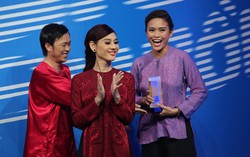 Á hậu Mâu Thủy giành cúp và được Hoài Linh khen nức nở