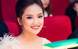 Tố Như diện đầm gợi cảm đi làm giám khảo