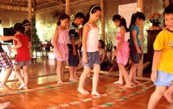 Học mà chơi, chơi mà học tại Trung tâm phụ nữ và phát triển