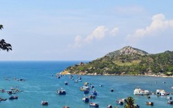 Vịnh biển tuyệt đẹp Vĩnh Hy 