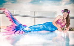 Nàng tiên cá chuyên nghiệp đầu tiên trên thế giới