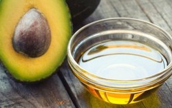 Làm sạch da mặt tự nhiên với 10 sản phẩm dễ kiếm