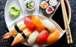 Những nguyên tắc không phải ai cũng biết khi ăn sushi