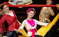 Xúc động với 2 chiếc ghế trống trong liveshow của Phạm Phương Thảo