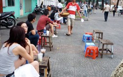 TPHCM cho khai thác một phần vỉa hè để tổ chức kinh doanh, dịch vụ 