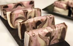 Làm bánh ngọt ngào tặng mẹ trong ngày lễ Vu Lan