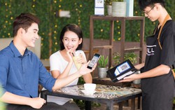 Thanh toán bằng mã VNPAY-QR khi mua vé máy bay, người tiêu dùng được gì?