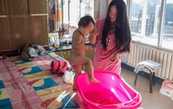Cảm động tình mẫu tử của người mẹ nhiễm HIV/AIDS