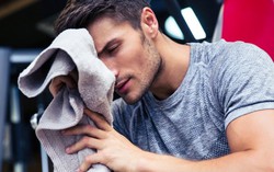 Vải đa lớp giúp người mặc đông ấm, hè mát